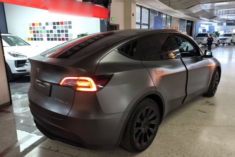 Used Tesla Model Y 2021 Standard Range Rear-Wheel Drive Version Rear Right 45 Deg