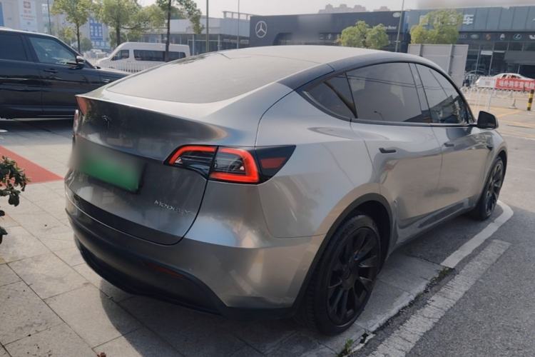 Used Tesla Model Y 2021 Standard Range Rear-Wheel Drive Version Rear Right 45 Deg