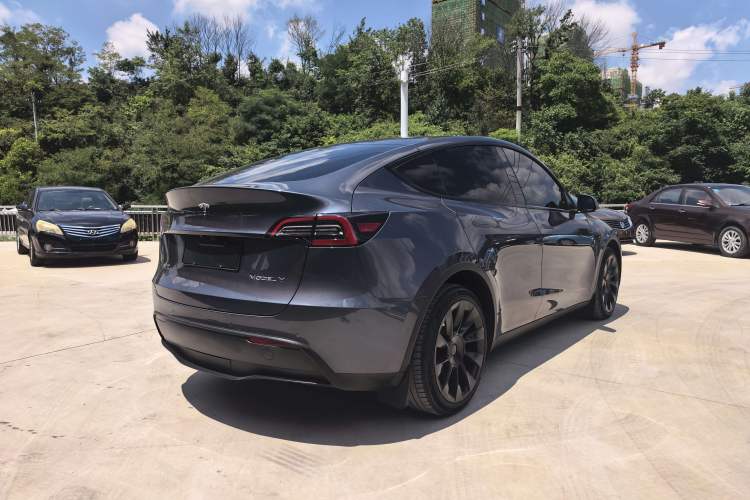 Used Tesla Model Y 2021 Long-Range All-Wheel-Drive Version 3D7 Rear Right 45 Deg