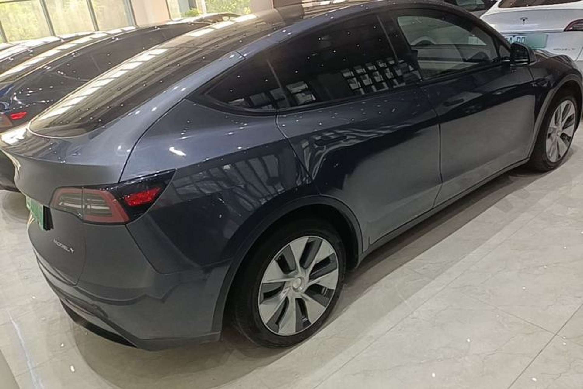 Used Tesla Model Y 2021 Standard Range Rear-Wheel Drive Version Rear Right 45 Deg