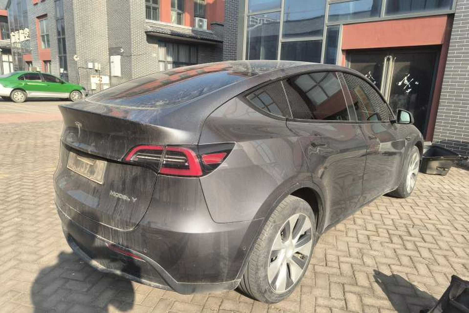 Used Tesla Model Y 2021 Long-Range All-Wheel-Drive Version 3D7 Rear Right 45 Deg