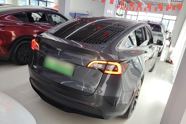 Used Tesla Model Y 2021 Long-Range All-Wheel-Drive Version Rear Right 45 Deg