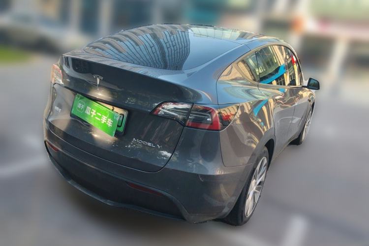 Used Tesla Model Y 2021 Standard Range Rear-Wheel Drive Version Rear Right 45 Deg