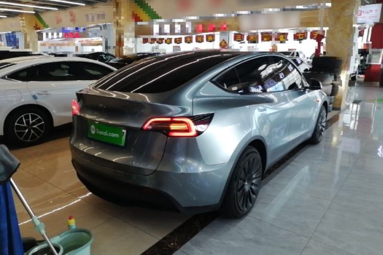 Used Tesla Model Y 2021 Standard Range Rear-Wheel Drive Version Rear Right 45 Deg