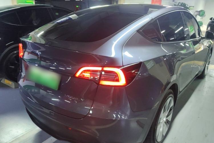 Used Tesla Model Y 2021 Standard Range Rear-Wheel Drive Version Rear Right 45 Deg