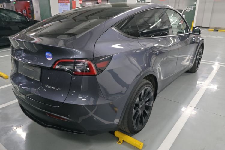Used Tesla Model Y 2021 Long-Range All-Wheel-Drive Version Rear Right 45 Deg