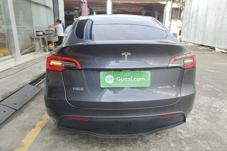 Used Tesla Model Y 2021 Long-Range All-Wheel-Drive Version Rear