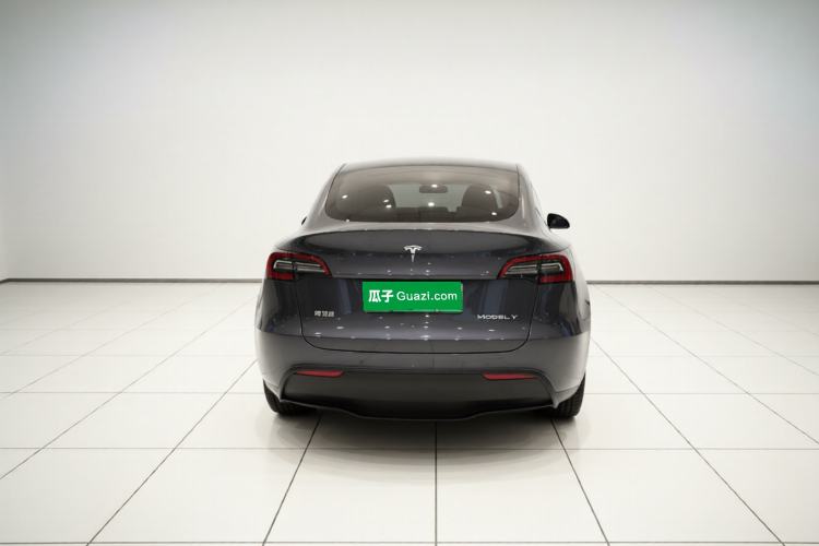 Used Tesla Model Y 2021 Long-Range All-Wheel-Drive Version 3D7 Rear