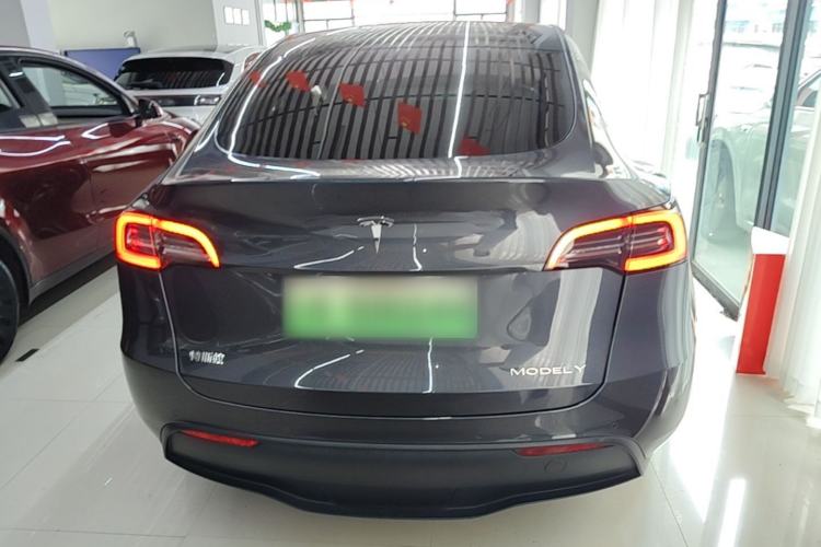Used Tesla Model Y 2021 Long-Range All-Wheel-Drive Version Rear