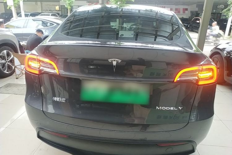 Used Tesla Model Y 2021 Long-Range All-Wheel-Drive Version Rear