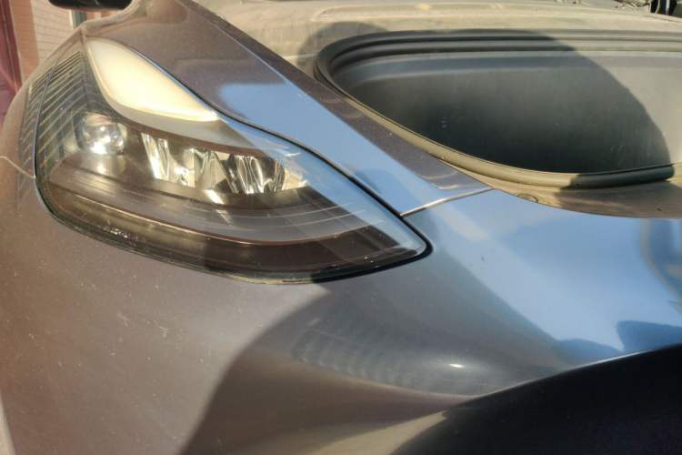Used Tesla Model Y 2021 Revised Version 2 Long-Range All-Wheel-Drive Edition Right Front Headlight
