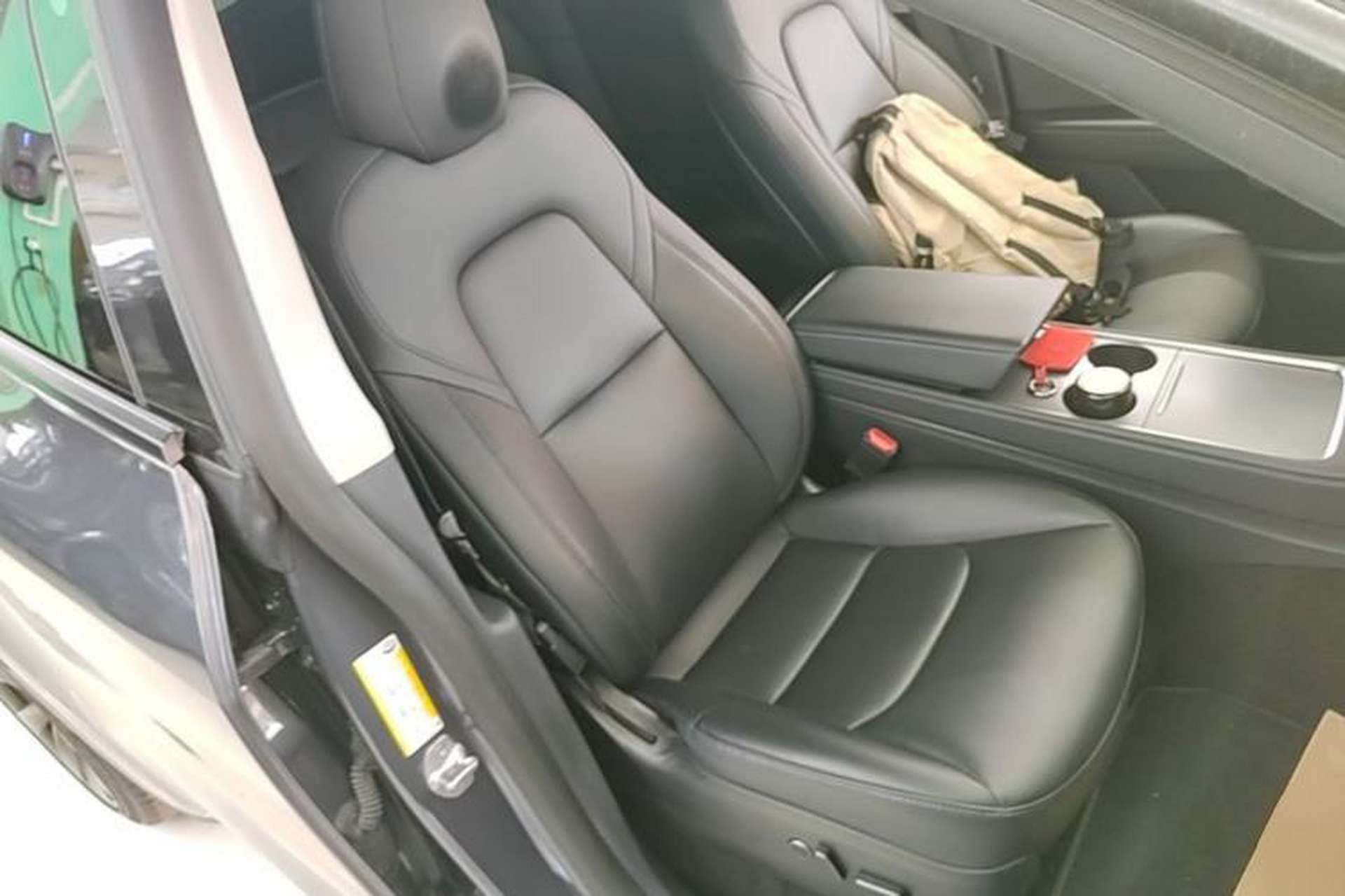 Used Tesla Model Y 2021 Long-Range All-Wheel-Drive Version Right Front Seat