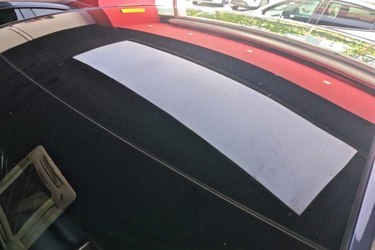 Used Tesla Model Y 2021 Long-Range All-Wheel-Drive Version 3D7 Roof