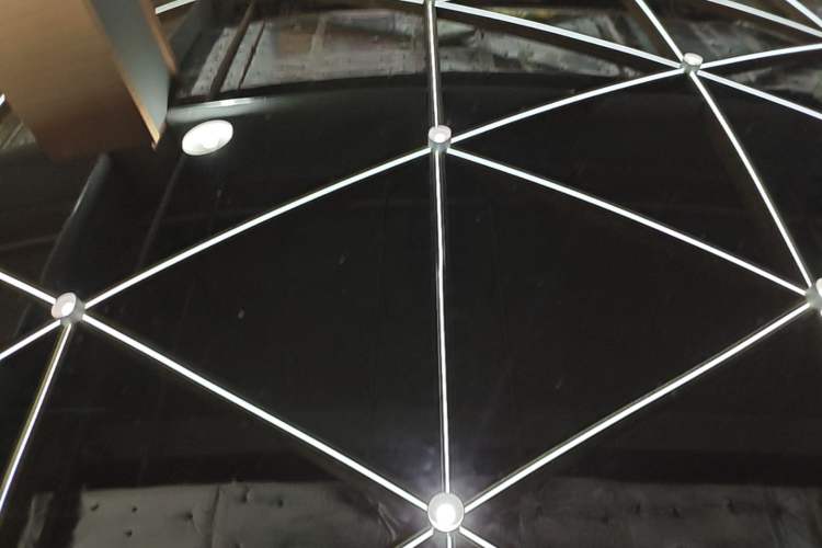 Used Tesla Model Y 2021 Long-Range All-Wheel-Drive Version Roof