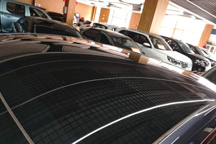 Used Tesla Model Y 2021 Long-Range All-Wheel-Drive Version 3D7 Roof