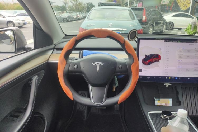 Used Tesla Model Y 2021 Revised Version 2 Long-Range All-Wheel-Drive Edition Steering Wheel