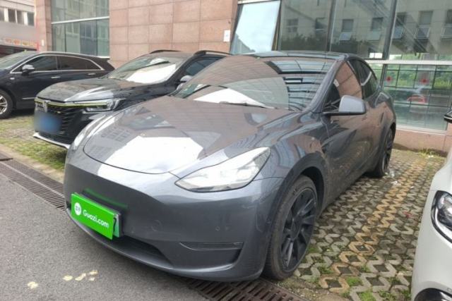 Used Tesla Model Y 2021 Long-Range All-Wheel-Drive Version