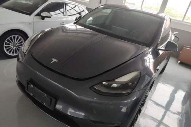 Used Tesla Model Y 2021 Long-Range All-Wheel-Drive Version