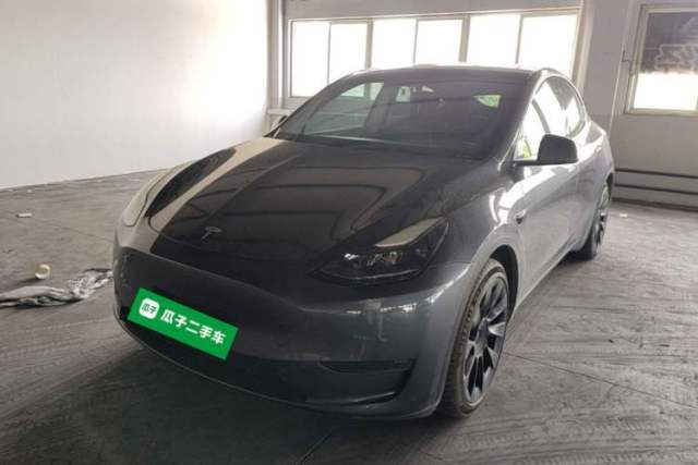 Used Tesla Model Y 2021 Long-Range All-Wheel-Drive Version