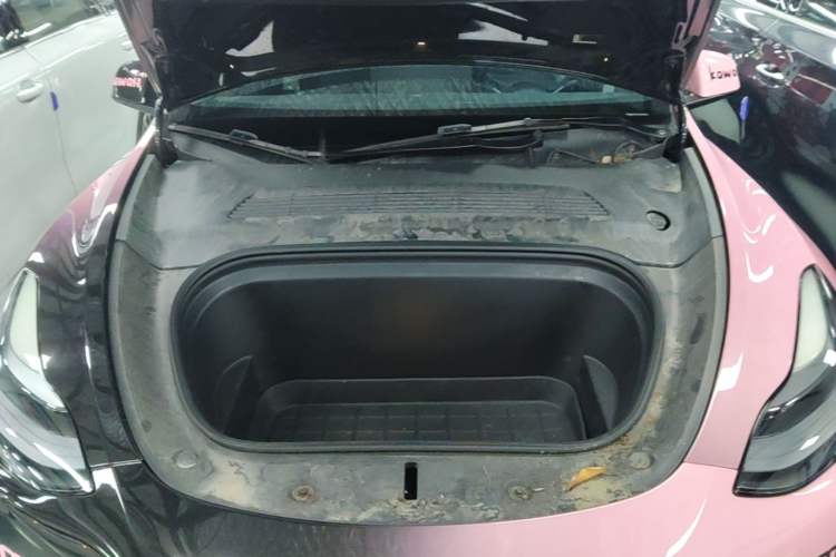 Used Tesla Model Y 2021 Standard Range Rear-Wheel Drive Version Engine Bay