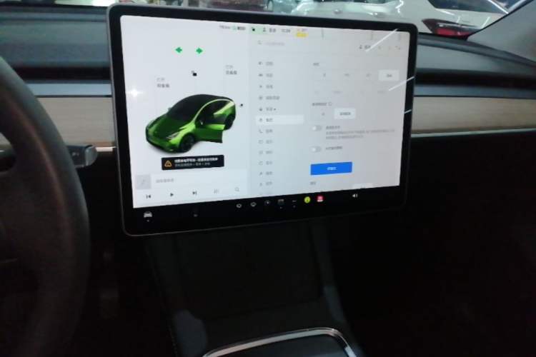 Used Tesla Model Y 2021 Long-Range All-Wheel-Drive Version 3D7 Audio And AC Panel