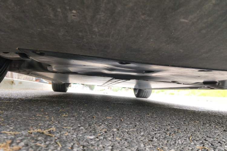 Used Tesla Model Y 2021 Standard Range Rear-Wheel Drive Version Chassis Front