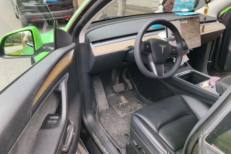 Used Tesla Model Y 2021 Standard Range Rear-Wheel Drive Version Driver Seat