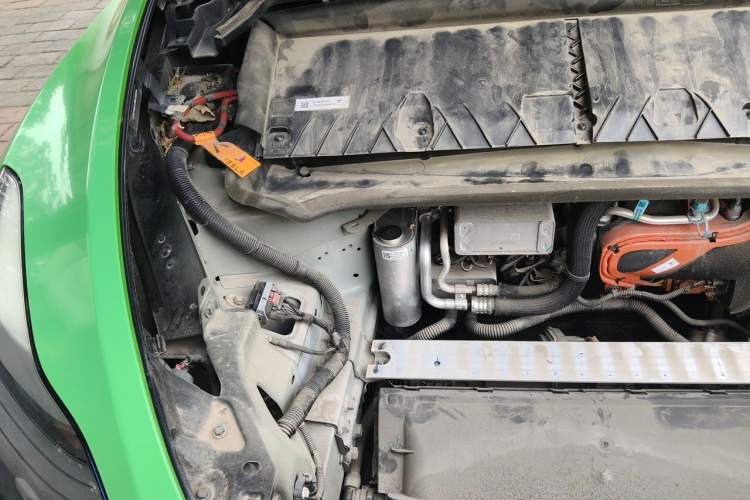 Used Tesla Model Y 2021 Standard Range Rear-Wheel Drive Version Engine Bay Right