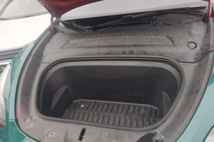 Used Tesla Model Y 2021 Long-Range All-Wheel-Drive Version Engine Bay