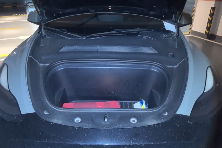 Used Tesla Model Y 2021 Standard Range Rear-Wheel Drive Version Engine Bay