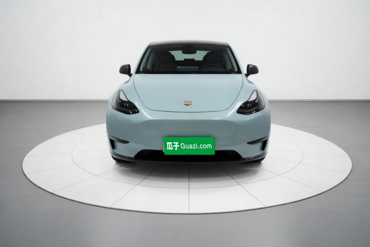 Used Tesla Model Y 2021 Standard Range Rear-Wheel Drive Version Front