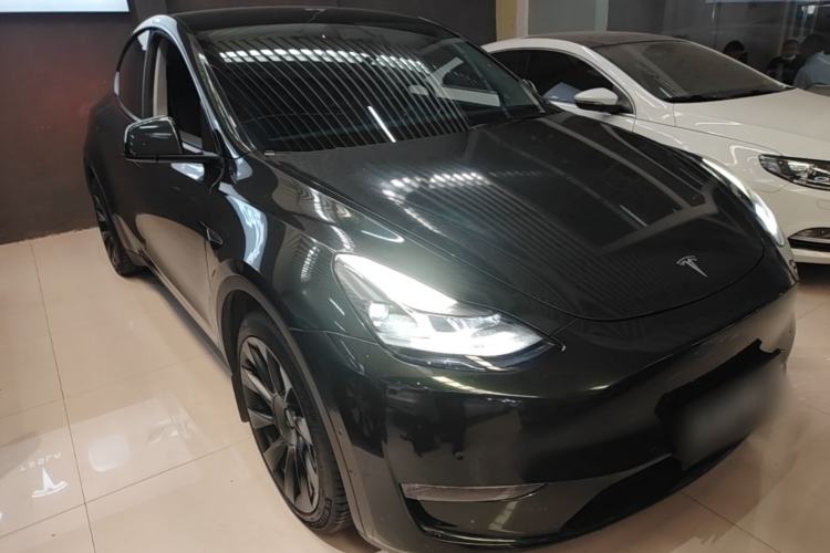 Used Tesla Model Y 2021 Standard Range Rear-Wheel Drive Version Front Right 45 Deg