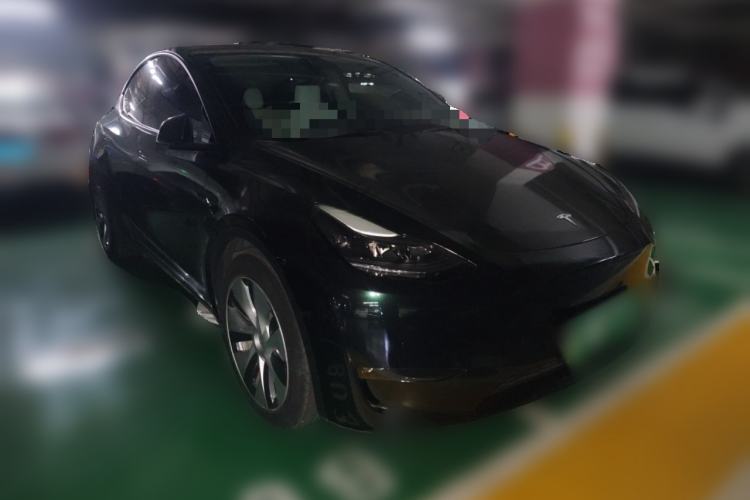 Used Tesla Model Y 2021 Standard Range Rear-Wheel Drive Version Front Right 45 Deg