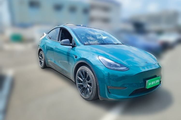 Used Tesla Model Y 2021 Standard Range Rear-Wheel Drive Version Front Right 45 Deg