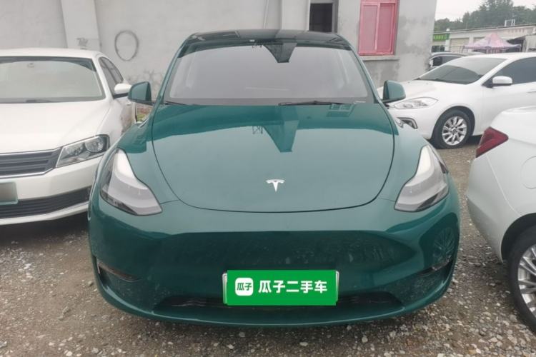 Used Tesla Model Y 2021 Long-Range All-Wheel-Drive Version Front