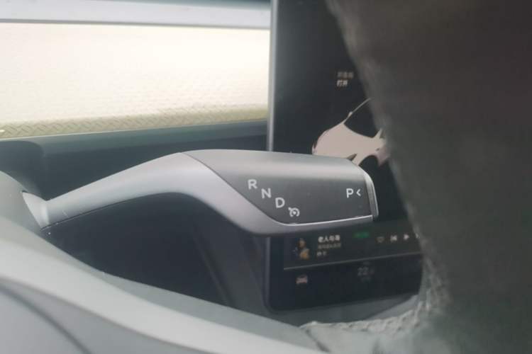 Used Tesla Model Y 2021 Long-Range All-Wheel-Drive Version Gear Lever