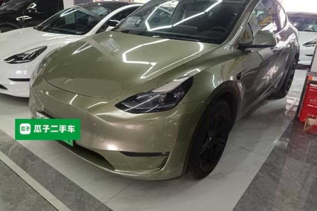 Used Tesla Model Y 2021 Long-Range All-Wheel-Drive Version