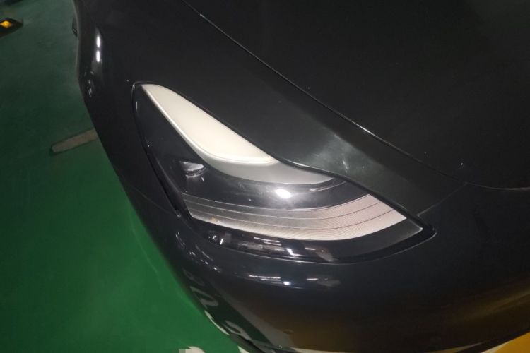 Used Tesla Model Y 2021 Standard Range Rear-Wheel Drive Version Right Front Headlight