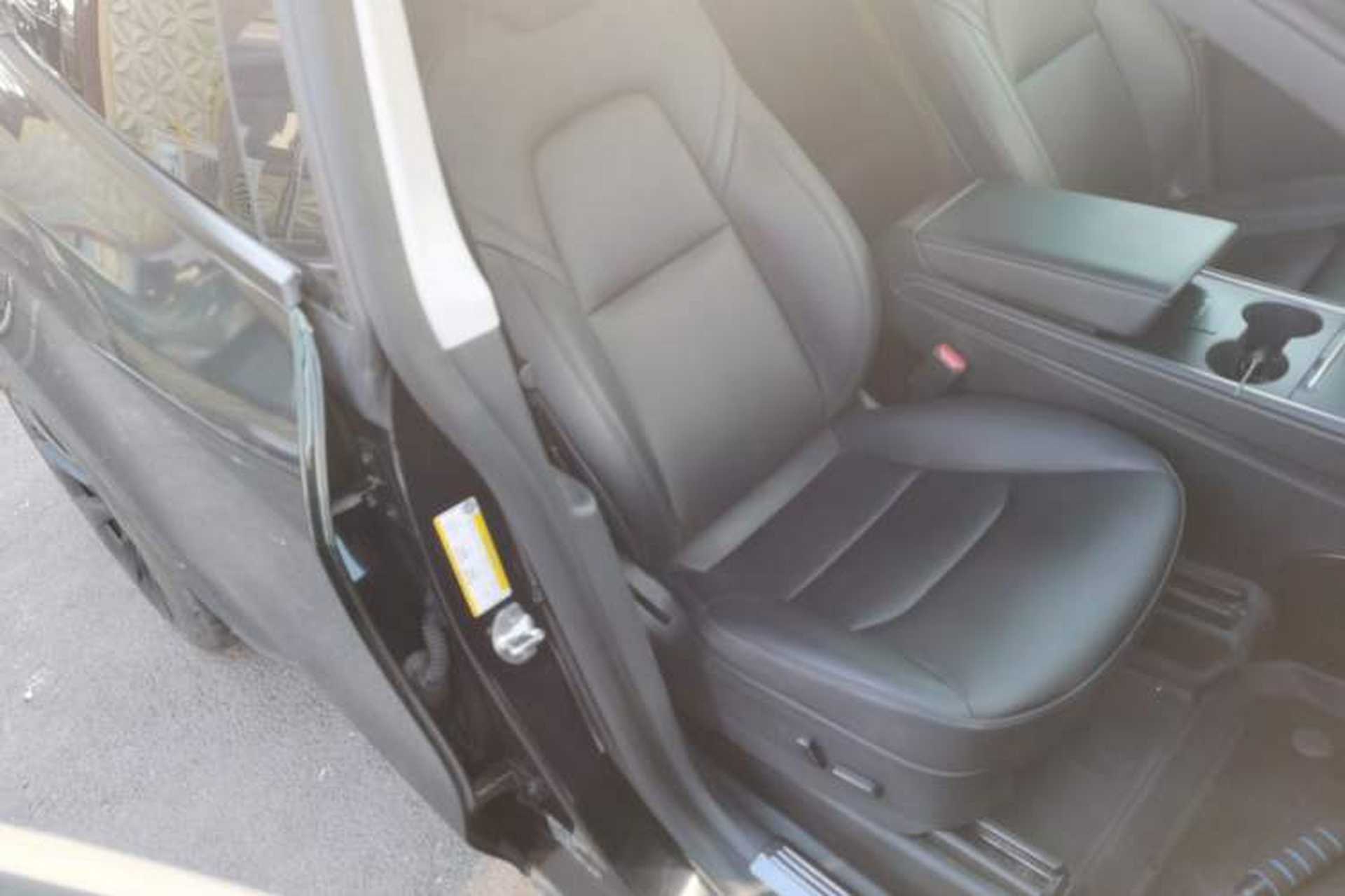 Used Tesla Model Y 2021 Standard Range Rear-Wheel Drive Version Right Front Seat