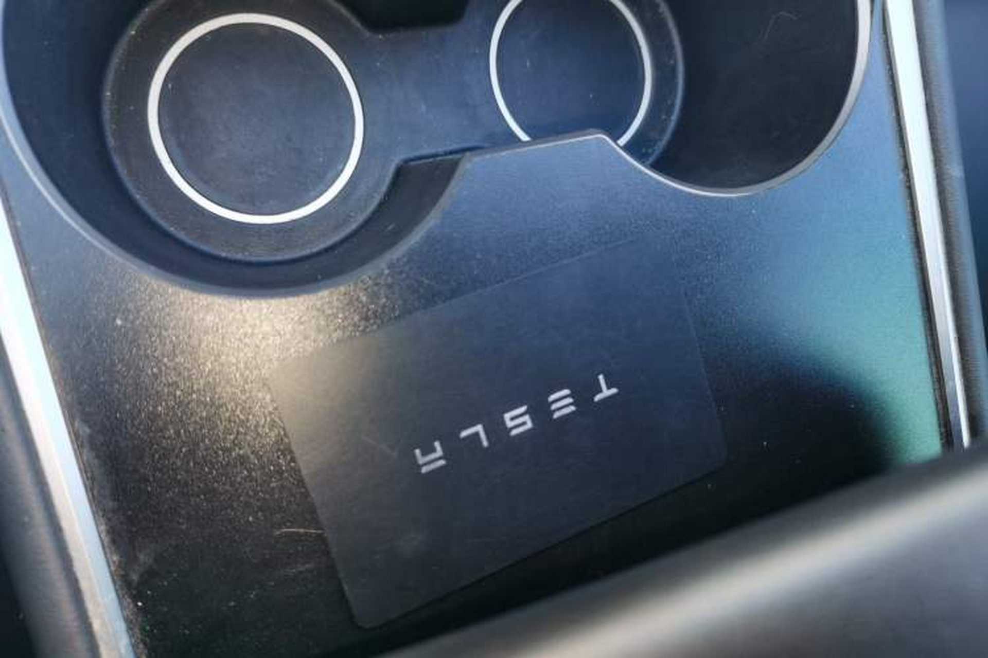 Used Tesla Model Y 2021 Standard Range Rear-Wheel Drive Version Vehicle Key