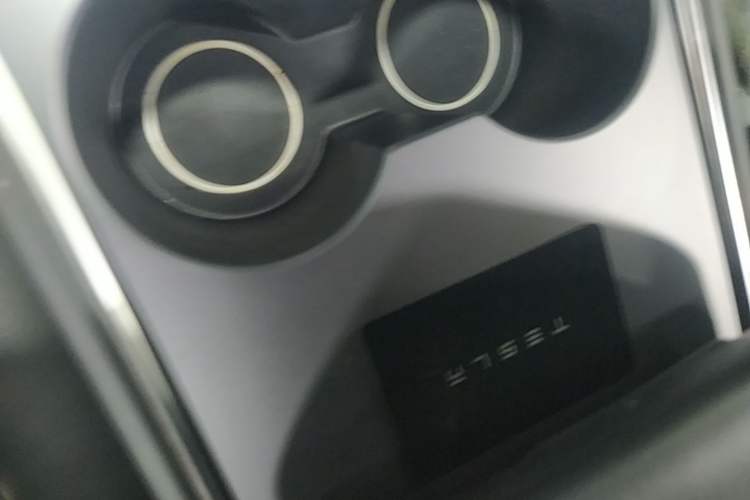 Used Tesla Model Y 2021 Long-Range All-Wheel-Drive Version Vehicle Key