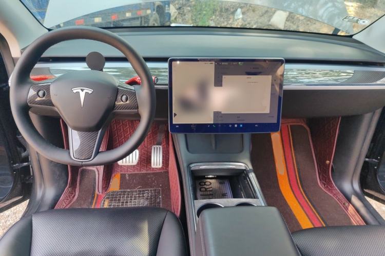 Used Tesla Model Y 2021 Performance High-Performance All-Wheel-Drive Version Center Console