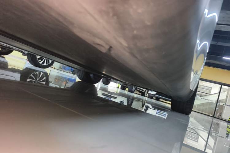 Used Tesla Model Y 2021 Long-Range All-Wheel-Drive Version Chassis Front Left