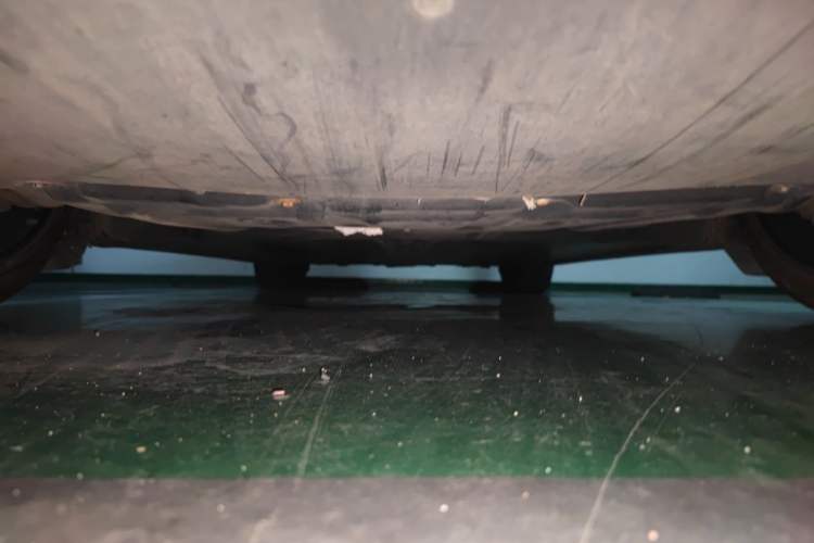 Used Tesla Model Y 2021 Long-Range All-Wheel-Drive Version Chassis Front