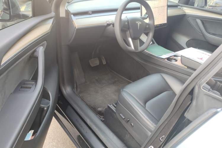Used Tesla Model Y 2021 Standard Range Rear-Wheel Drive Version Driver Seat