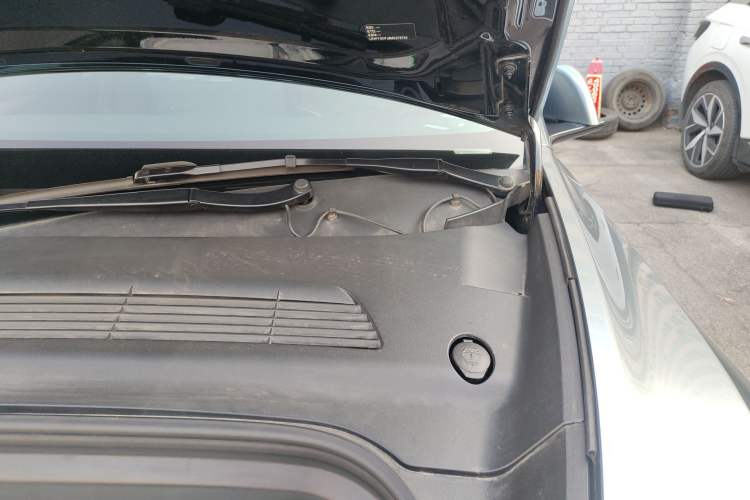 Used Tesla Model Y 2021 Standard Range Rear-Wheel Drive Version Engine Bay Left