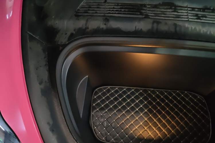Used Tesla Model Y 2021 Standard Range Rear-Wheel Drive Version Engine Bay Right