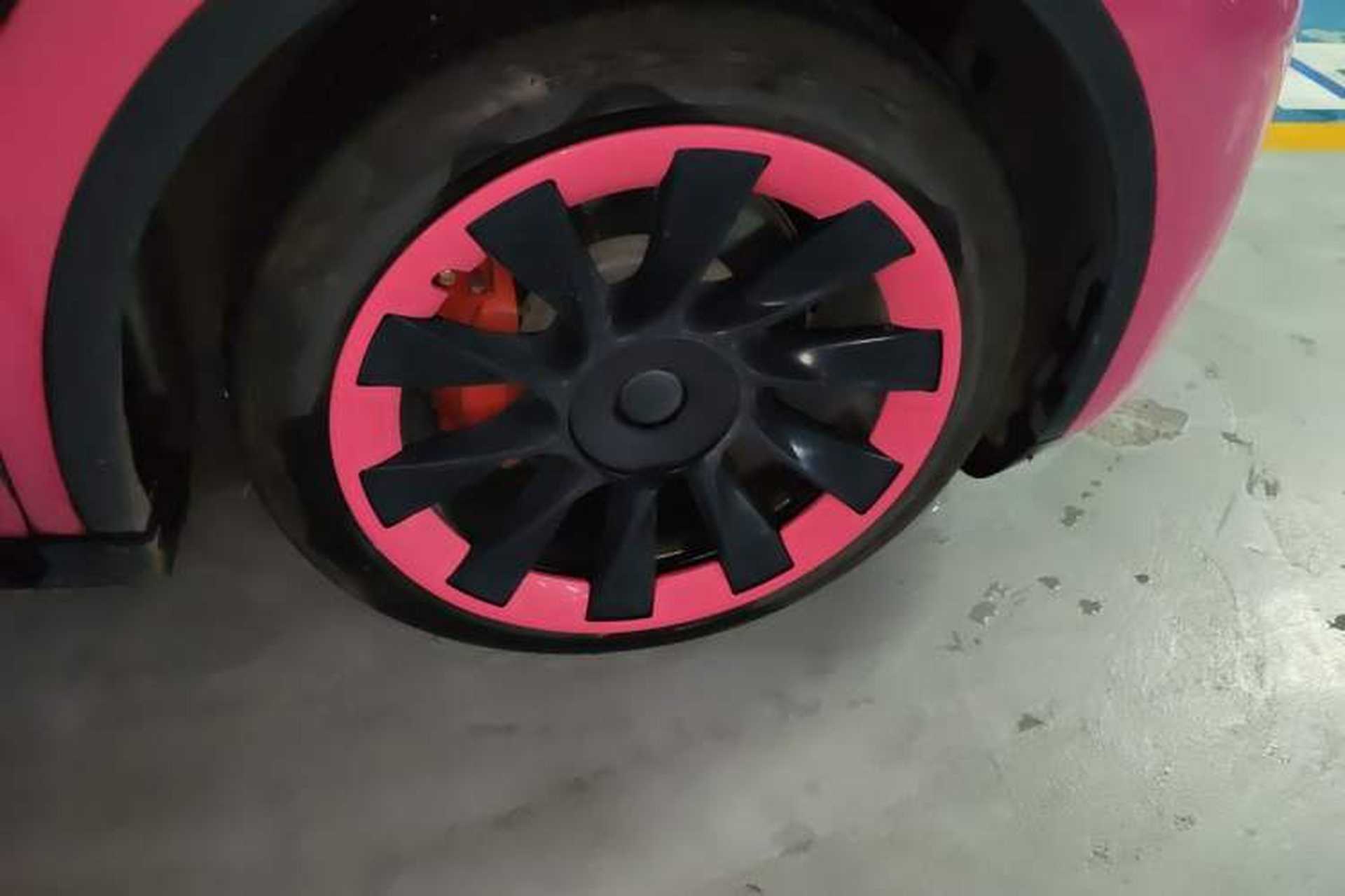 Used Tesla Model Y 2021 Standard Range Rear-Wheel Drive Version Exterior 4
