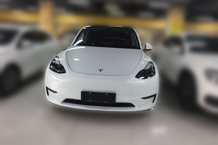 Used Tesla Model Y 2021 Long-Range All-Wheel-Drive Version Front