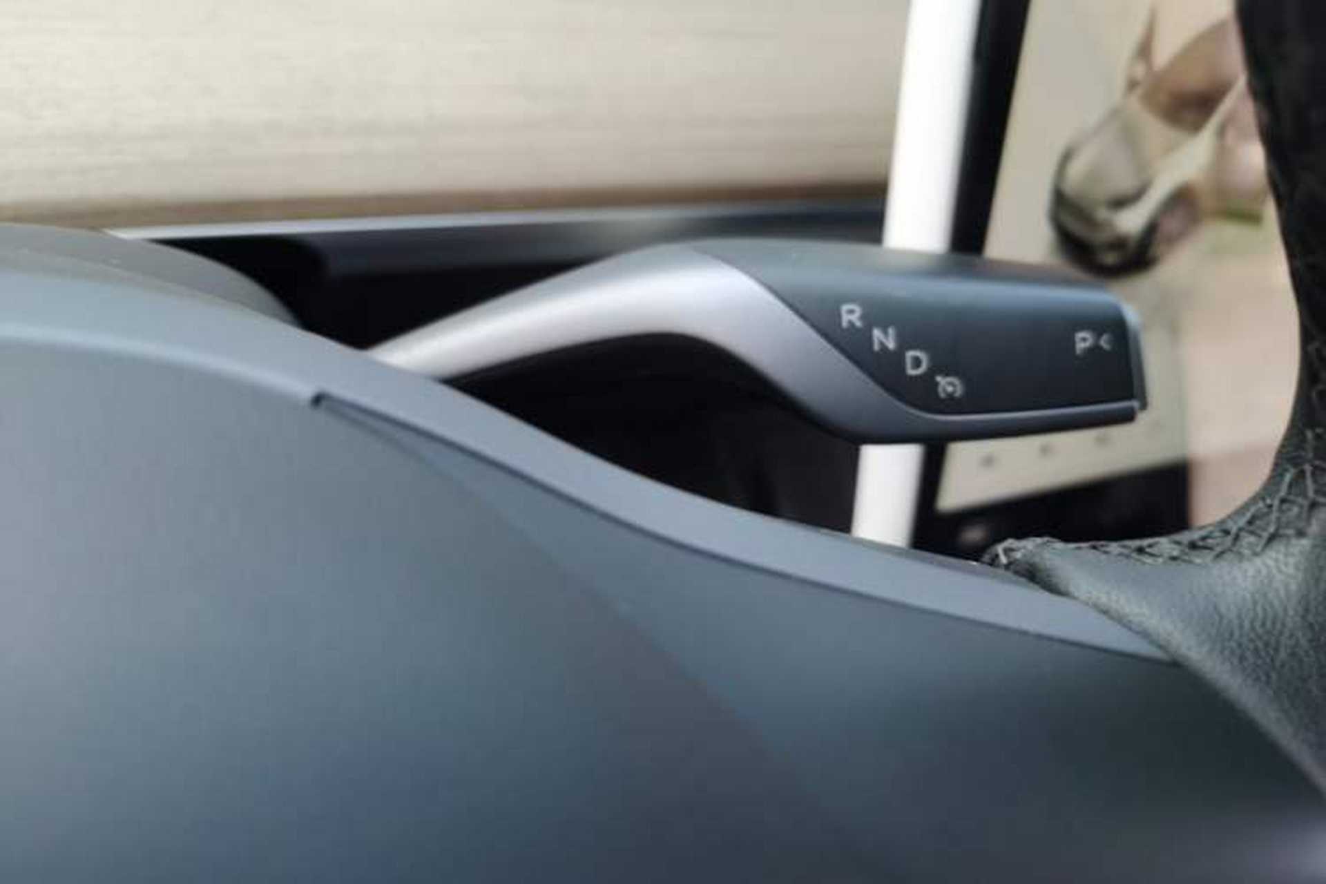 Used Tesla Model Y 2021 Revised Version 2 Long-Range All-Wheel-Drive Edition Gear Lever